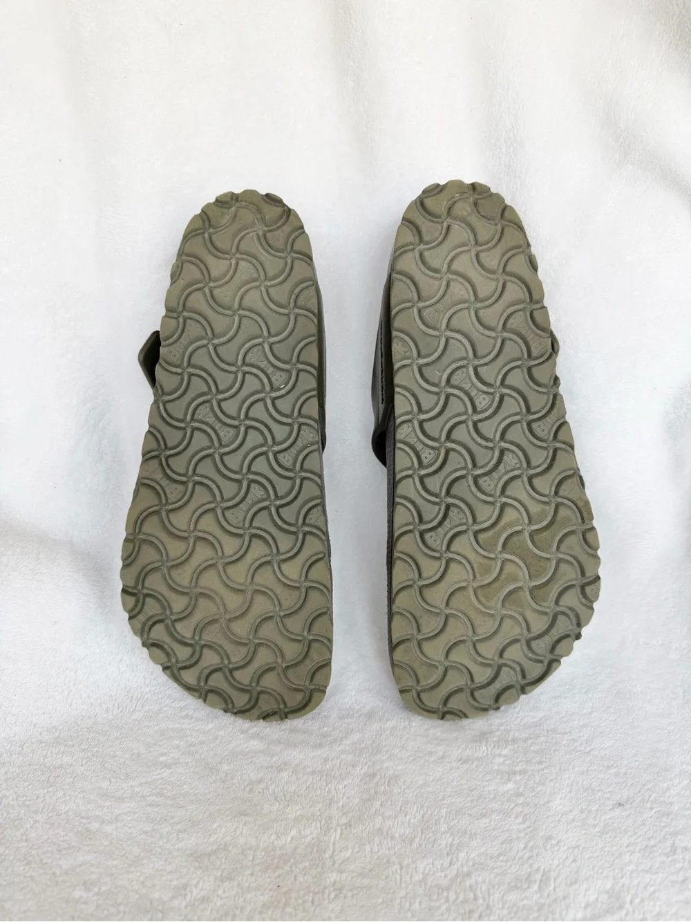 Birkenstock Sandals Mens 37 Olive Green Gizeh EVA Thong Flip Flop Casual Buckle